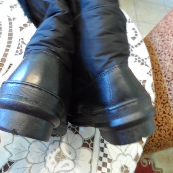 Burberry Black Leather/Nylon Zip Weather/Snow Boots Size 37 - Picture 11 of 16